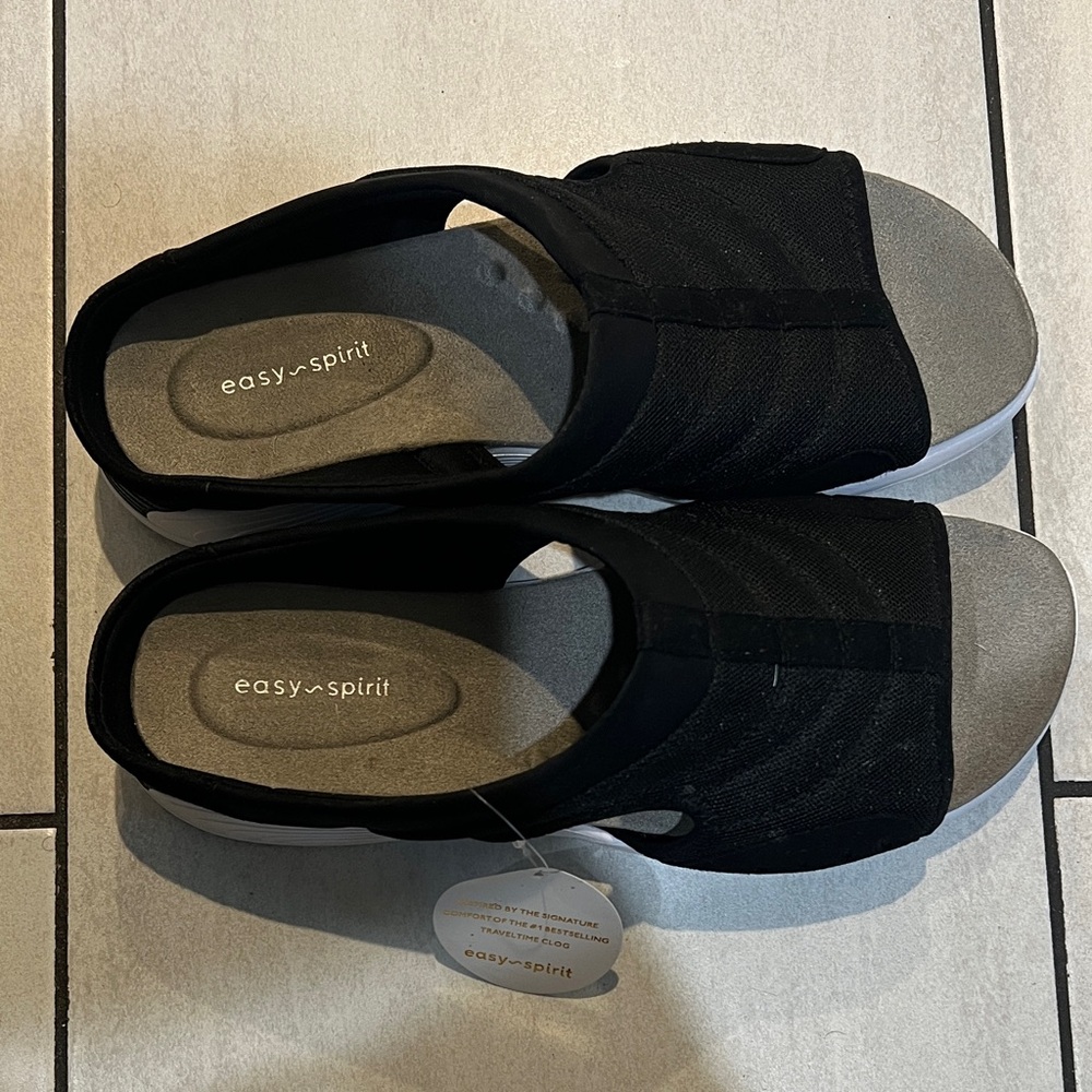 Easy Spirit Black and Gray Women's Sandals